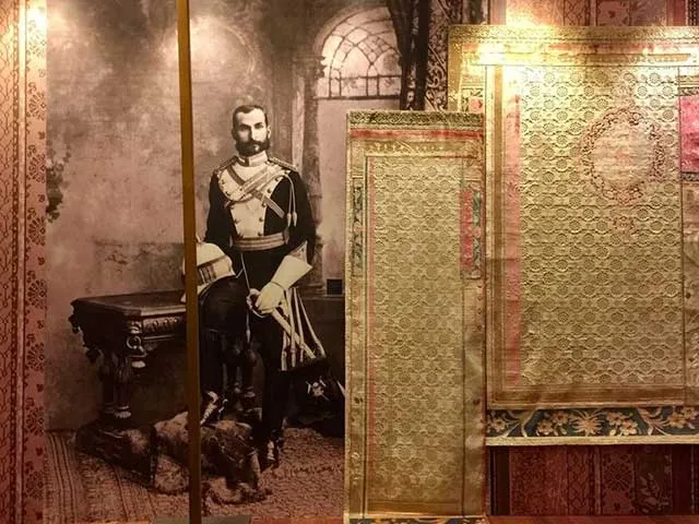 TARUN TAHILIANI OBEETEE CARPET SHOW, NEW DELHI