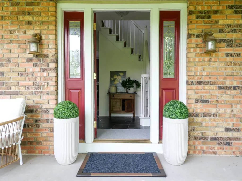 10 Creative Doormat Design Ideas for Home