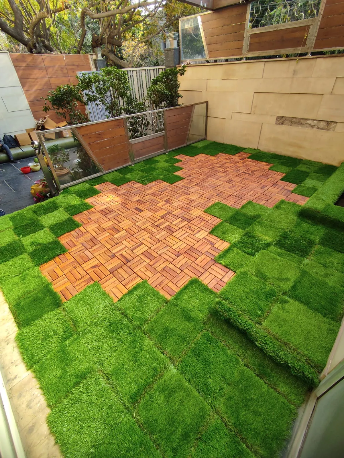 IPE Tiles