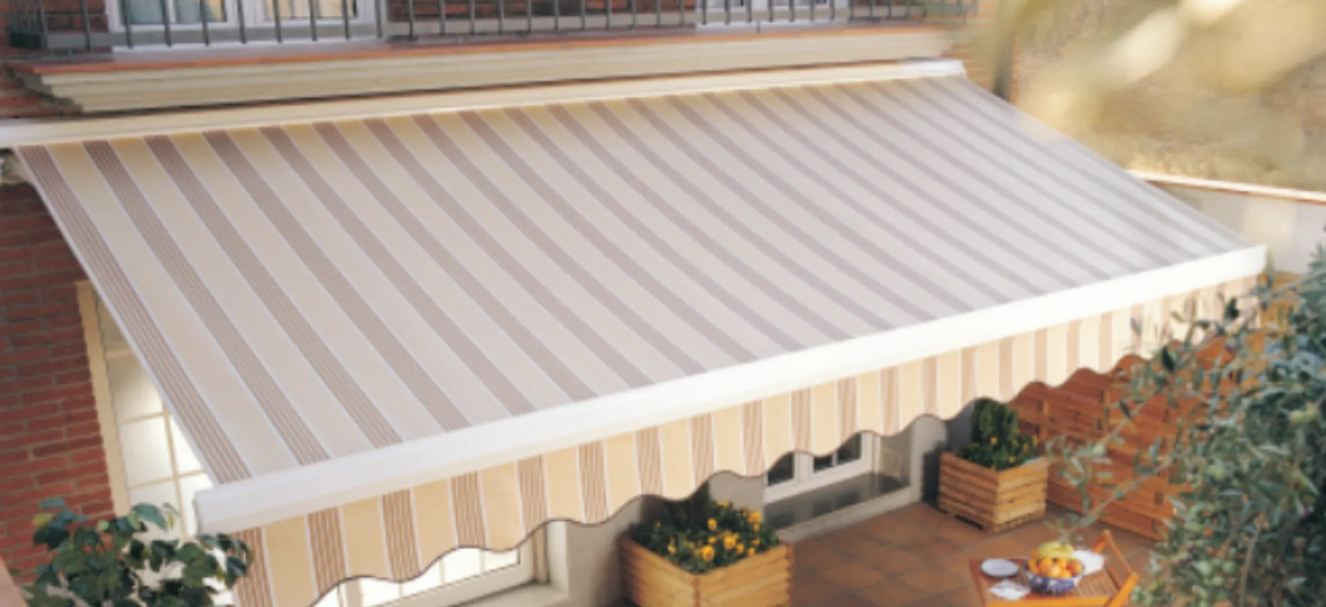 Awning & Canopy