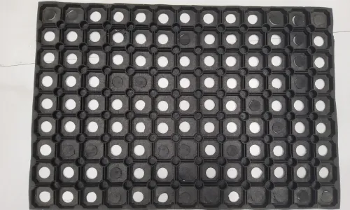 Hollow Mat